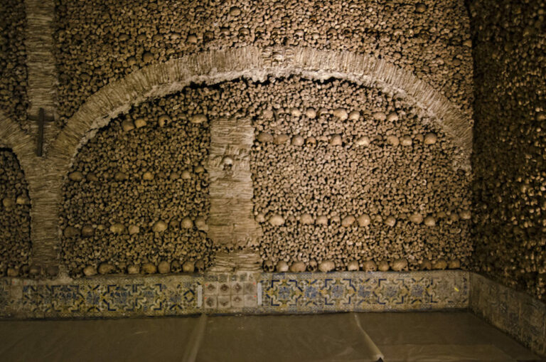 Capela dos Ossos